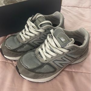 New Balances 990v5
